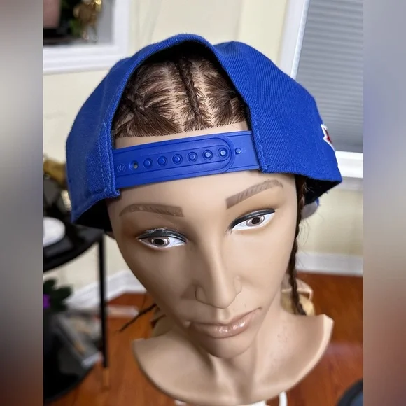 BEAUTIFUL BLUE JAYS BASEBALL CAP, adjustable - Picture 3 of 4